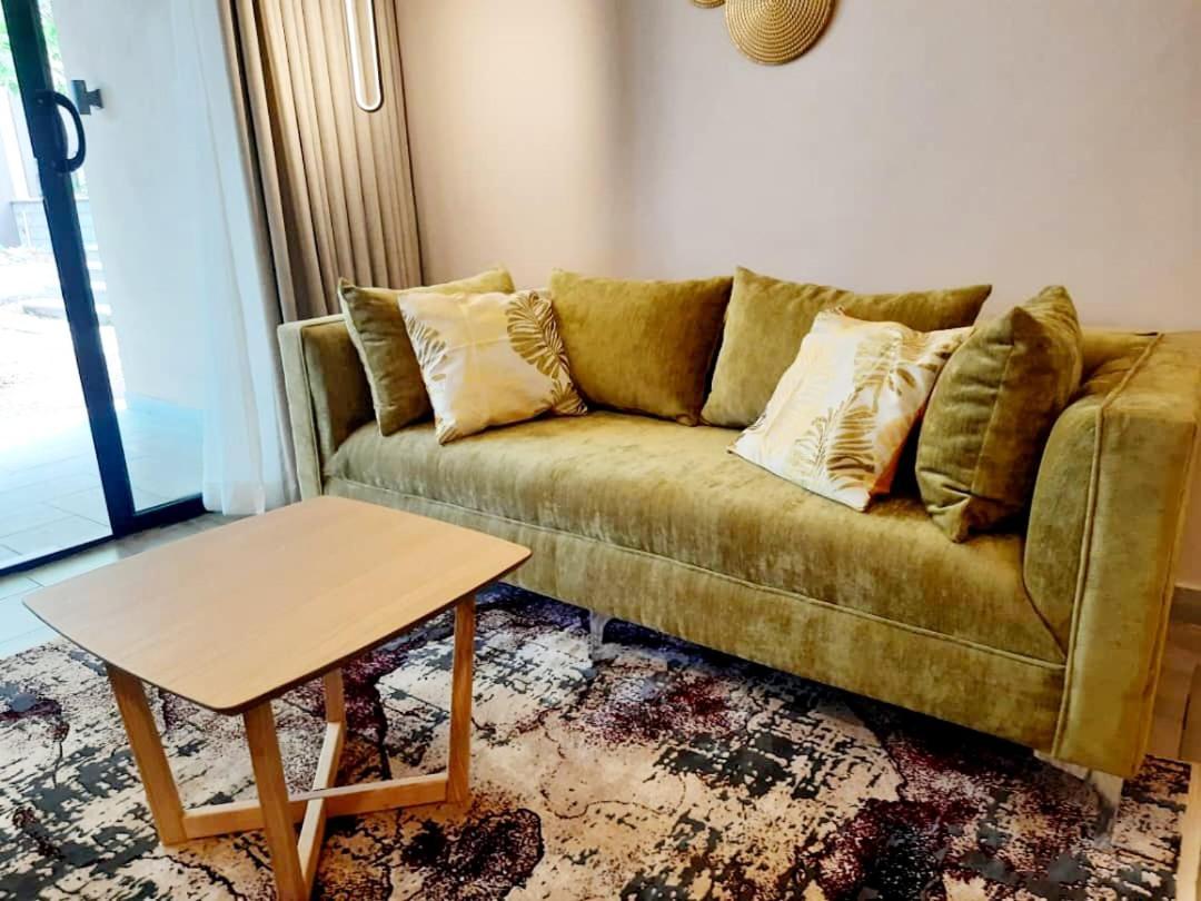 Instahomes By Tru - Garden Suites Blantyre Extérieur photo